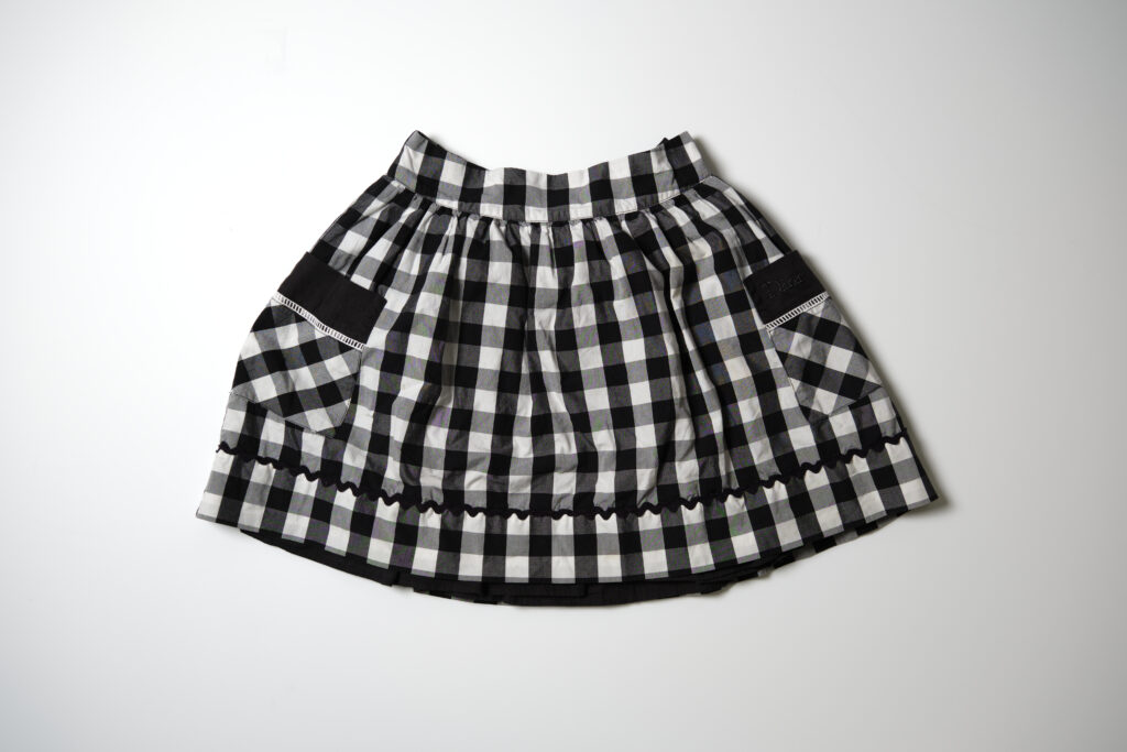 リメイク前の洋服の画像