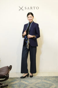 オーダーメイドスーツの完成画像、パンツバージョン