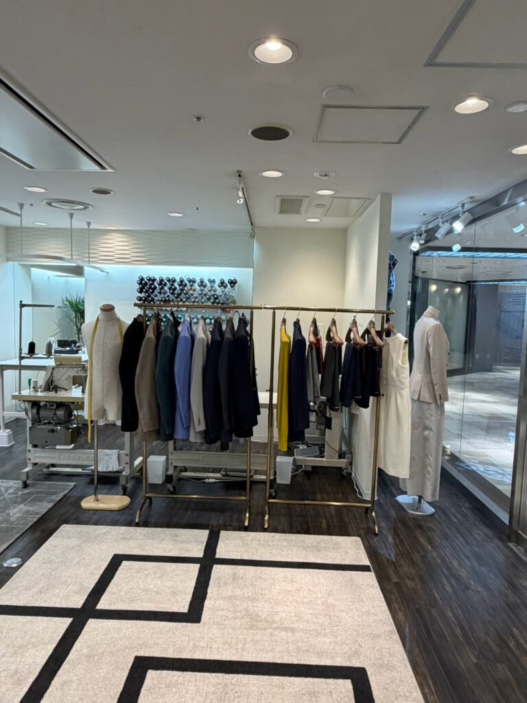 サルト福岡、店内の様子